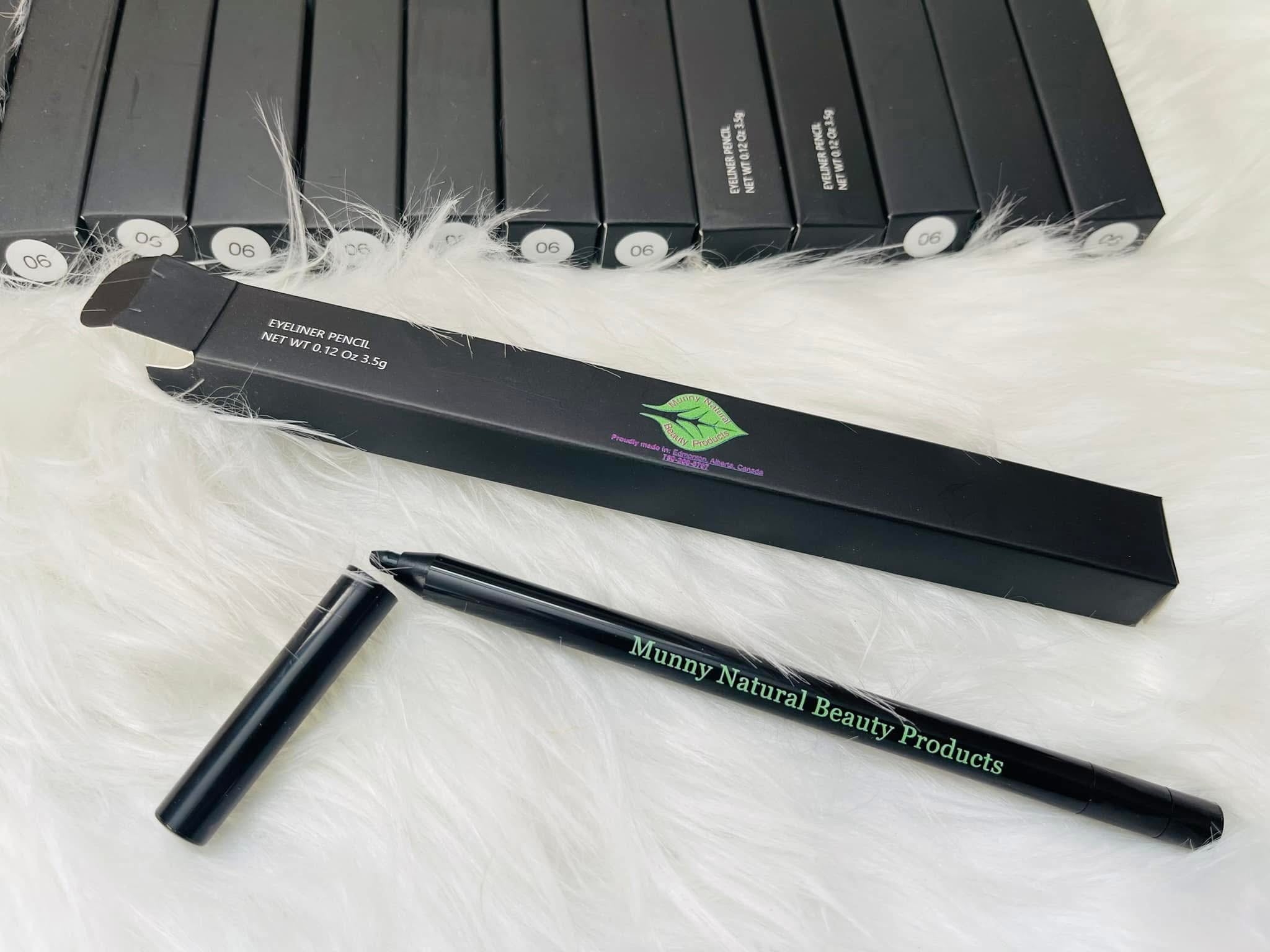 Vegan waterproof eyeliner